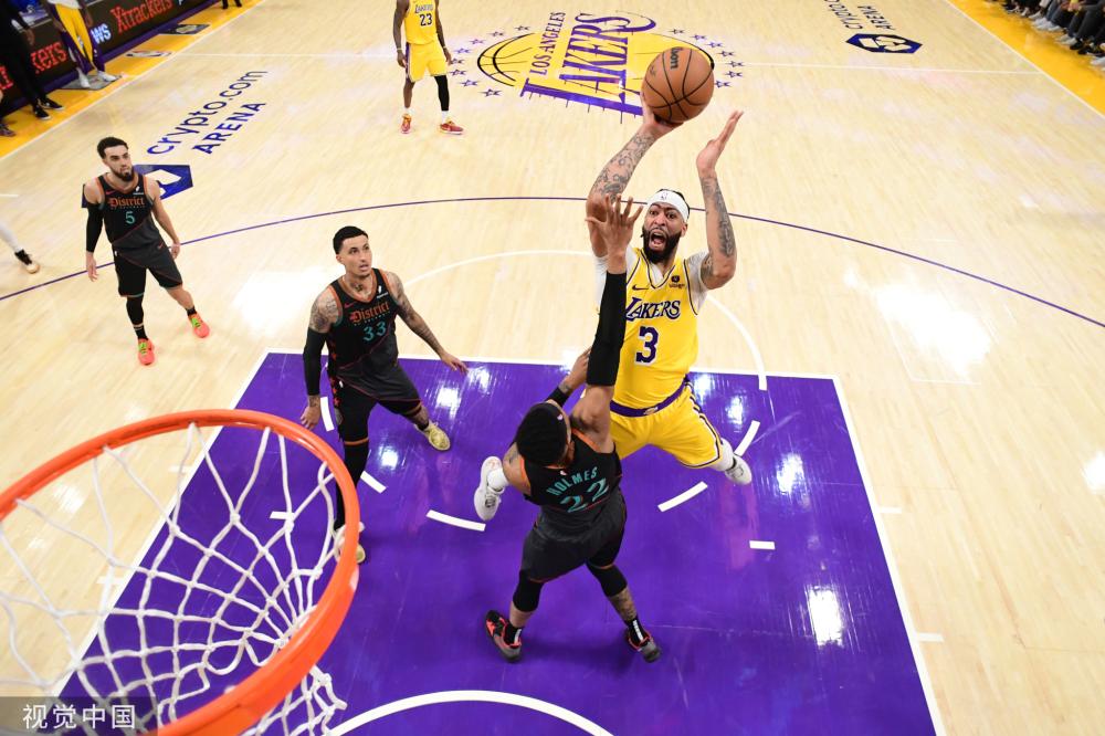 尤其是在主 尤其是在主