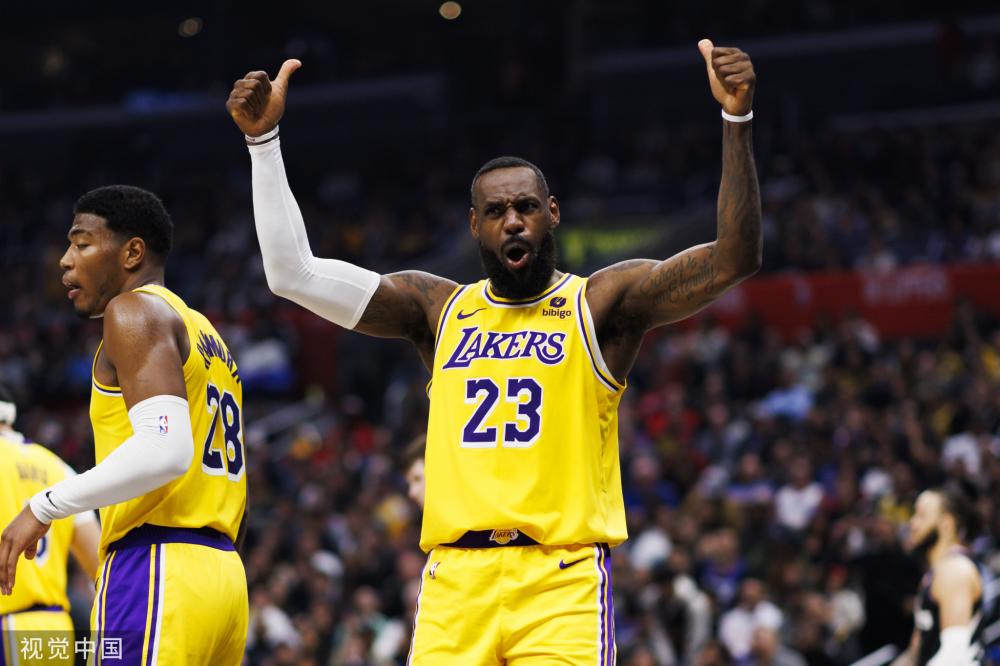 体育场不仅 体育场不仅