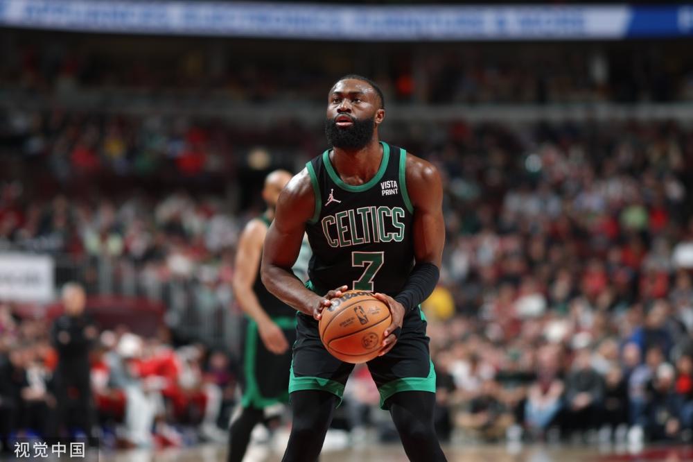 拉开了足够 拉开了足够